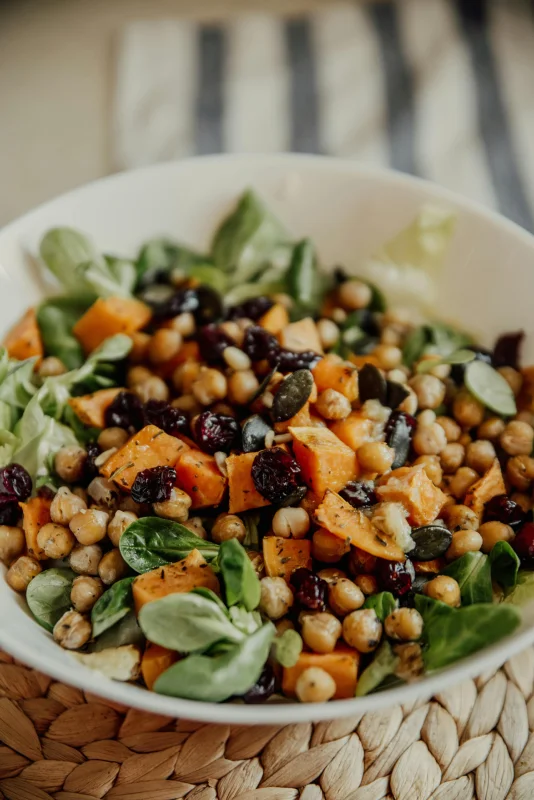Simple & Satisfying Vegan and Vegetarian Recipes for Beginners